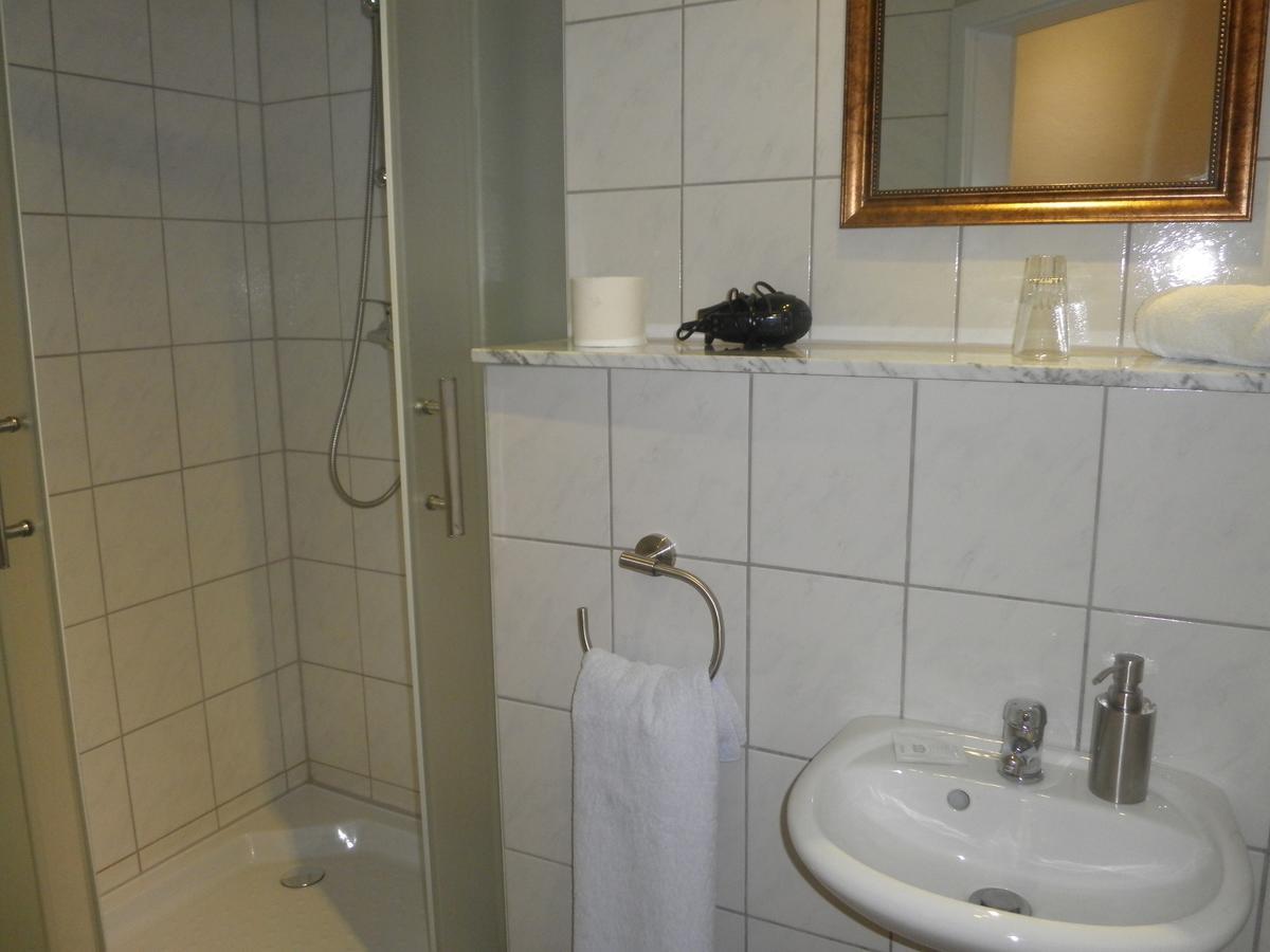 Bennetts Restaurant Und Hotel Wittingen Room photo