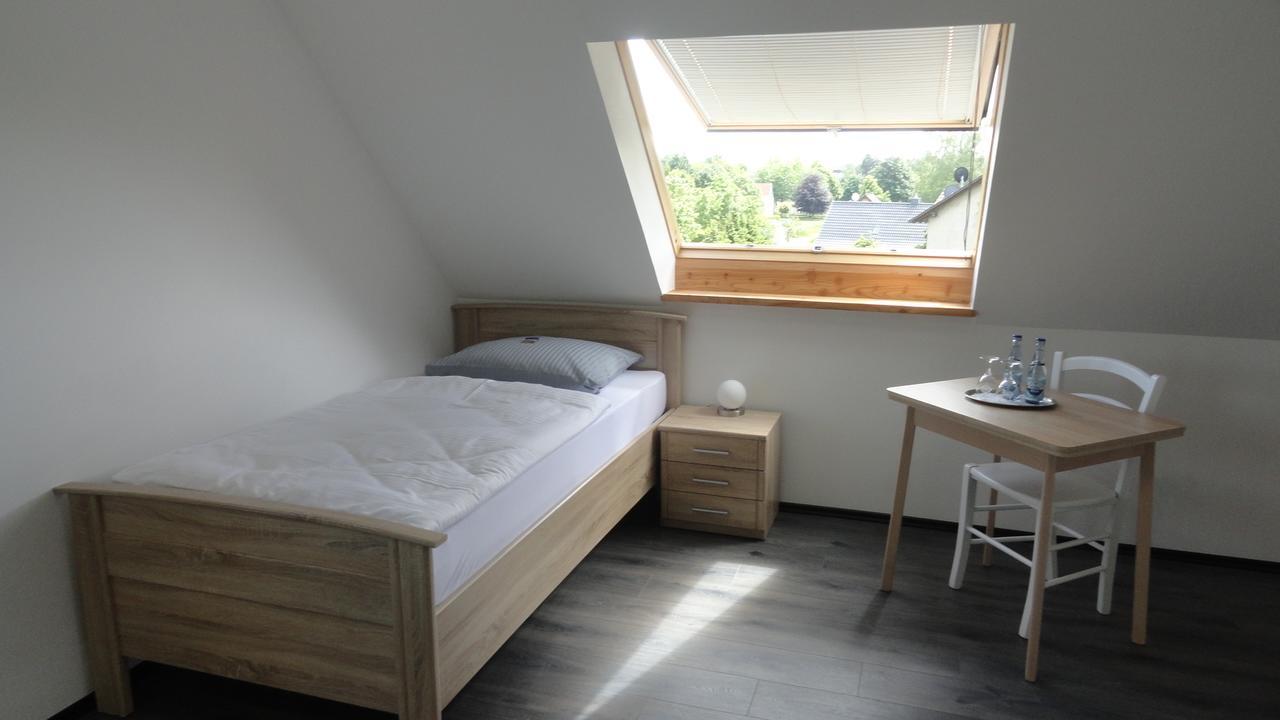 Bennetts Restaurant Und Hotel Wittingen Room photo